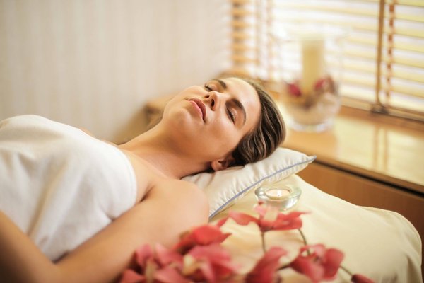 Découvrez les expériences de spa apaisantes d'Hyères