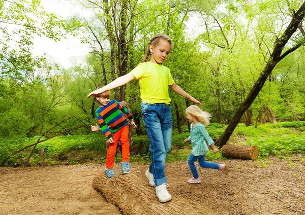 Développer les habiletés motrices des jeunes enfants